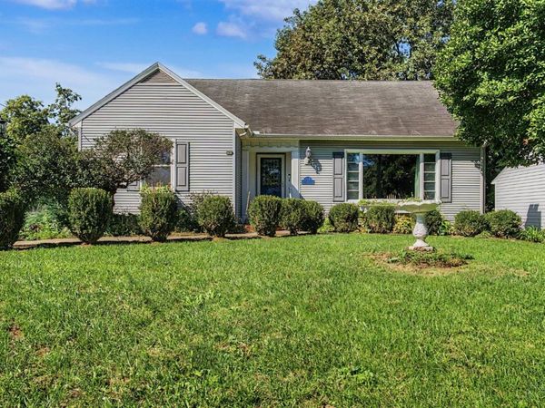 933 N High Street, Hillsboro, OH 45133
