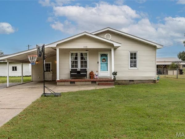 108 S West Street , Oran, MO 63771