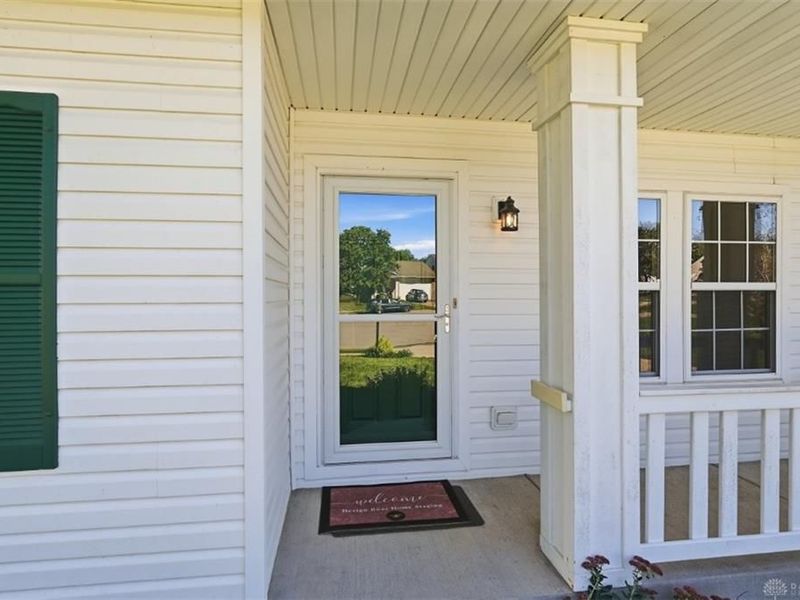 1185 Bugle Bluff Court, Lebanon, OH 45036 Photo 3