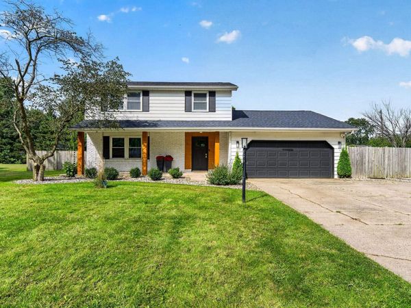 16333 Barna Drive, Granger, IN 46530