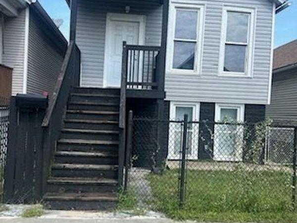 4040 W Carroll Avenue , Chicago, IL 60624