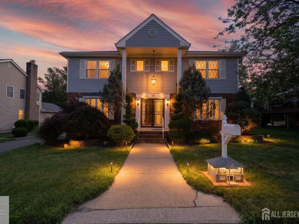 100 Howell Avenue , Fords, NJ 08863