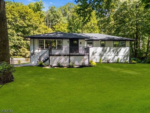 13 Main St, Glen Gardner, NJ 08826