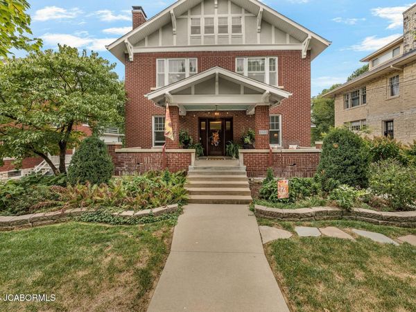 1212 ELMERINE AVENUE, Jefferson City, MO 65101