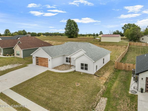 10878 COUNTRY AIRE MEADOWS COURT, Holts Summit, MO 65043