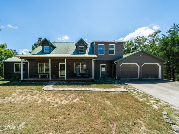 386 ASCENSION POINT, Holts Summit, MO 65043