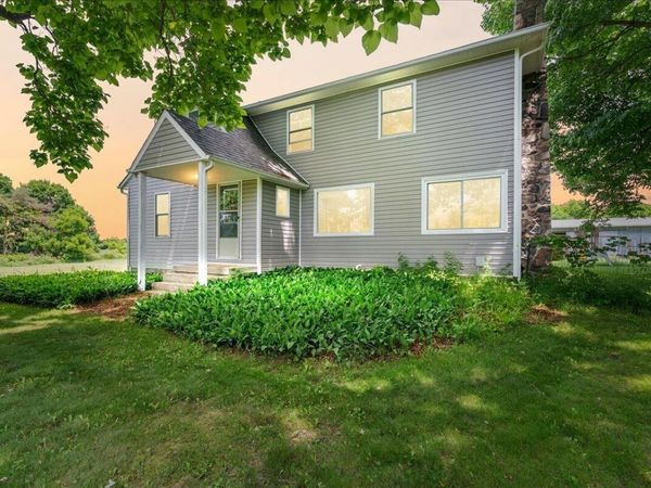 975 Elliott Road, Fowlerville, MI 48836