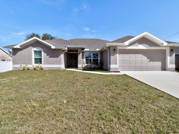 170 Spring Valley Avenue , Sebastian, FL 32958
