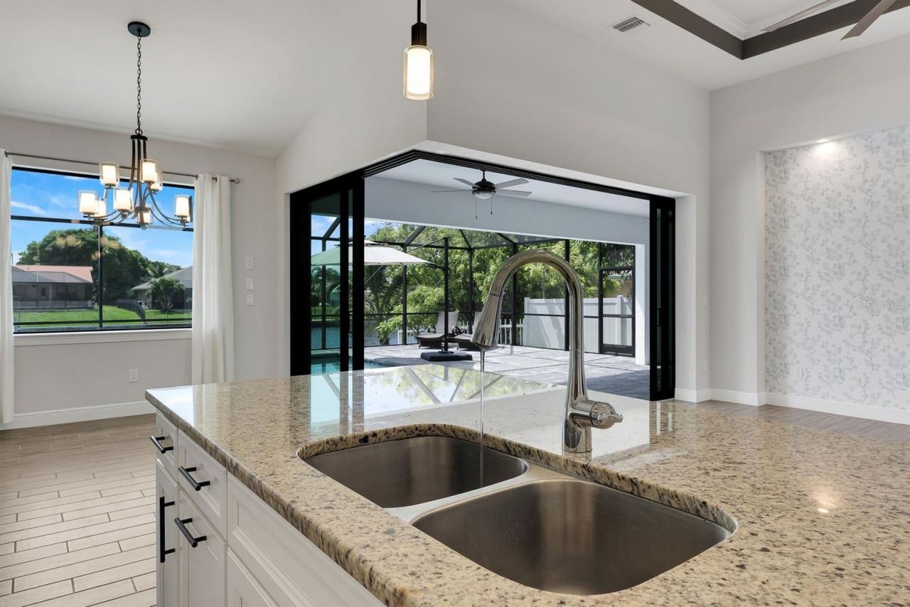 2126 NE 2nd Street, Cape Coral, FL 33909 Photo