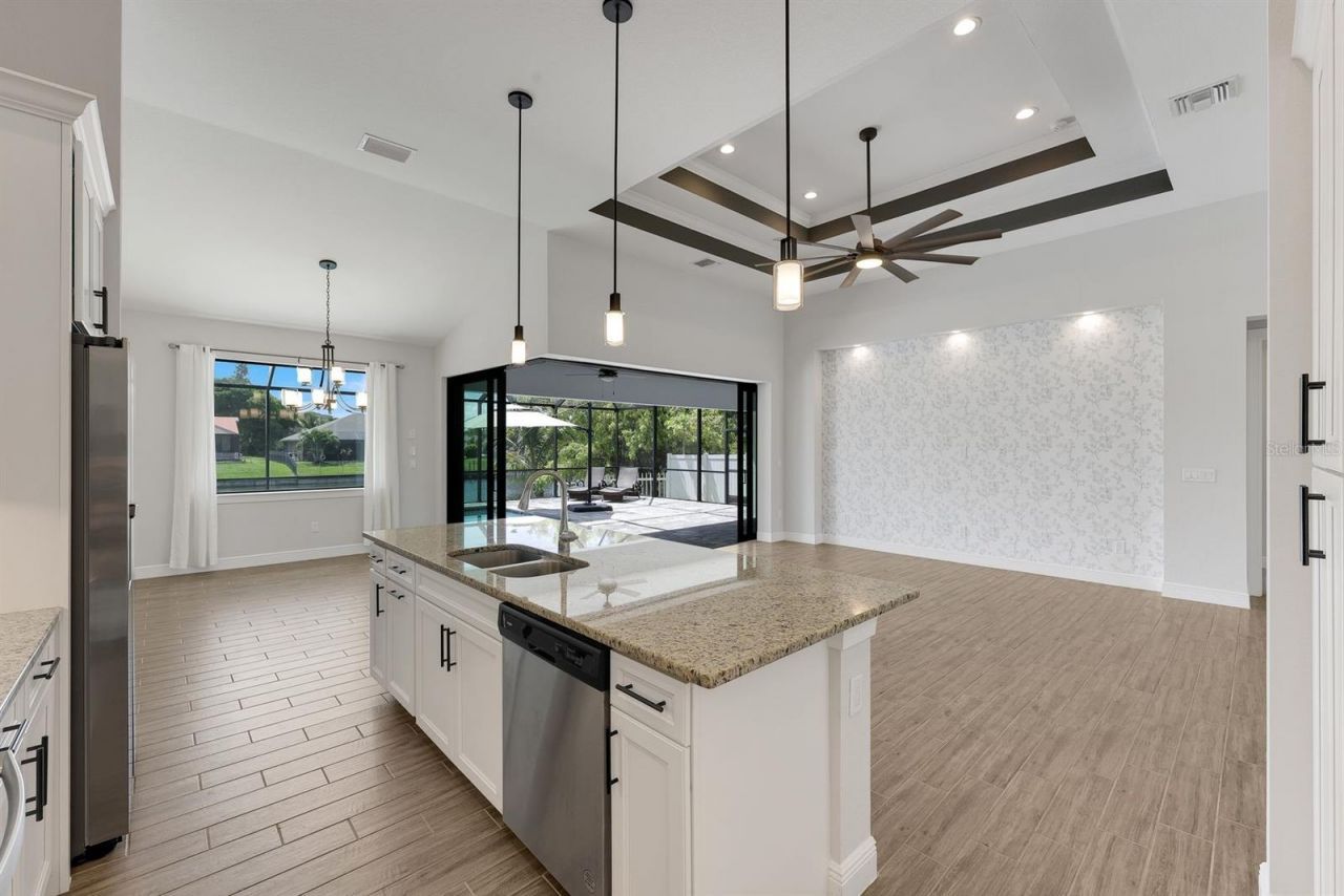 2126 NE 2nd Street, Cape Coral, FL 33909 Photo