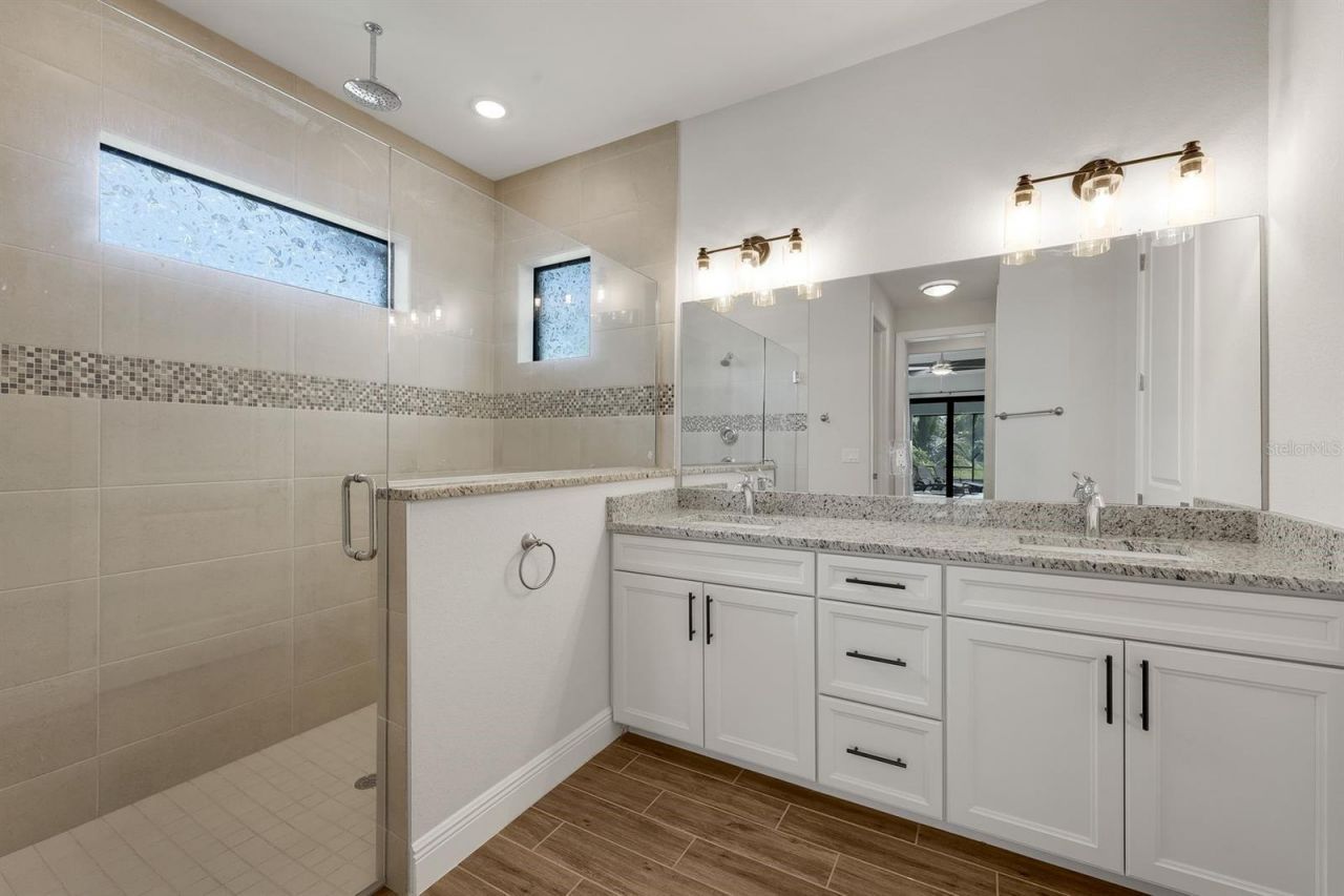 2126 NE 2nd Street, Cape Coral, FL 33909 Photo