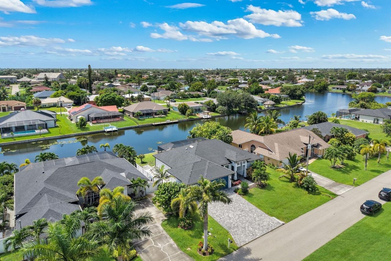 2126 NE 2nd Street, Cape Coral, FL 33909 Photo