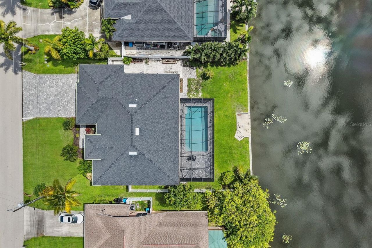 2126 NE 2nd Street, Cape Coral, FL 33909 Photo