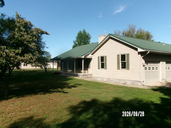221 North Street, Woodland, IL 60974