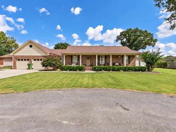 413 Park Ave, Muscle Shoals, AL 35661