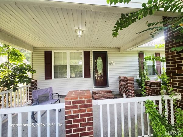 324 W Lewis Ave , Lilbourn, MO 63862