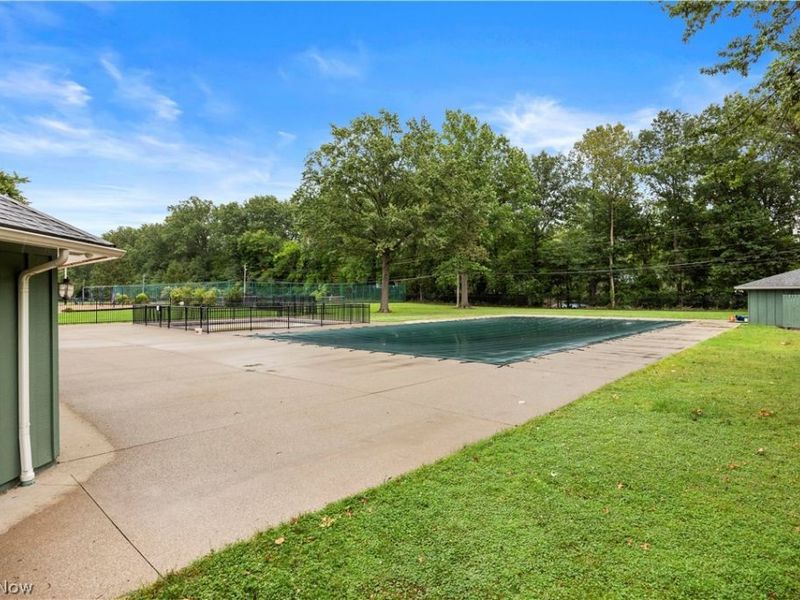 5638 Mills Creek Lane, North Ridgeville, OH 44039 Photo 32