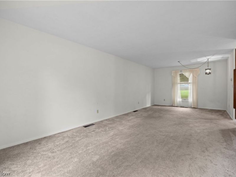 5638 Mills Creek Lane, North Ridgeville, OH 44039 Photo 5
