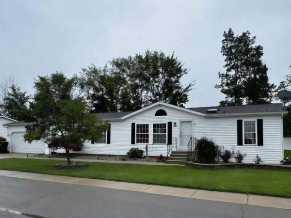 7440 Gallop Trail SE, Caledonia, MI 49316