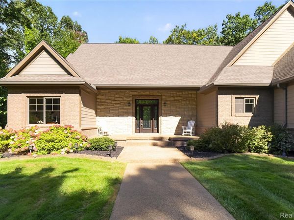 3640 Trefoil Trail, Groveland Township, Mi 48462