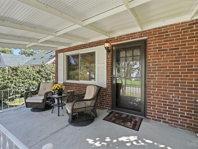9520 West Avenue, Blue Ash, OH 45242 Photo 3