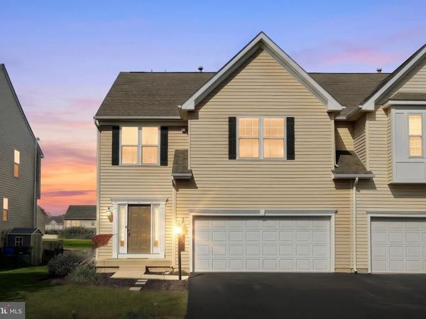 2521 VILLAGE ROAD , DOVER, PA 17315