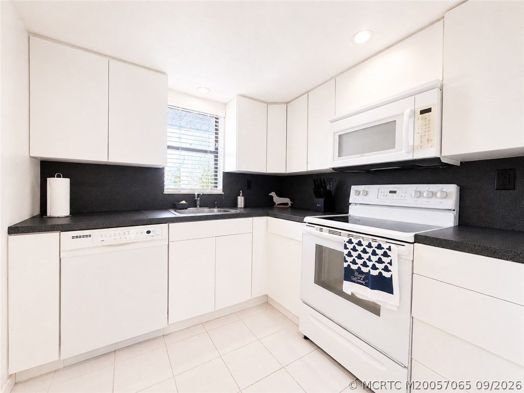 11000 S Ocean Drive , Unit 4I, Jensen Beach, FL 34957 Photo