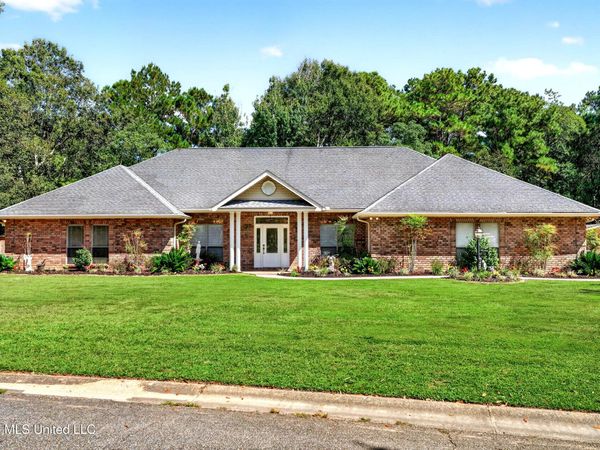 6008 Woods Road, Picayune, MS 39466