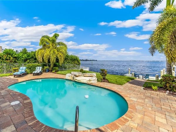 2901 SE 22nd PL , CAPE CORAL, FL 33904