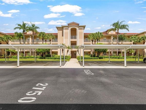 2750 Cypress Trace CIR , Unit 2634, NAPLES, FL 34119