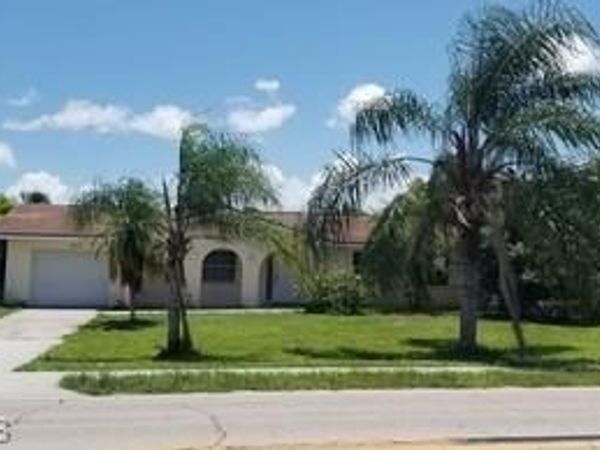 7472 San Carlos BLVD , FORT MYERS, FL 33967