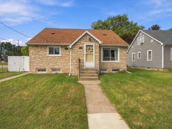 2544 S 16th STREET, La Crosse, WI 54601