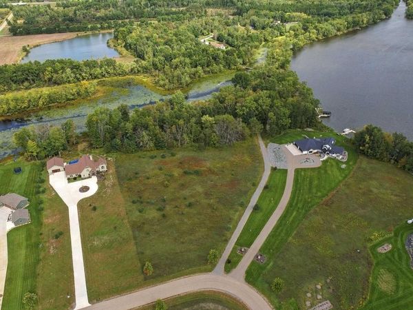 2135 PENINSULA PLACE, Junction City, WI 54443