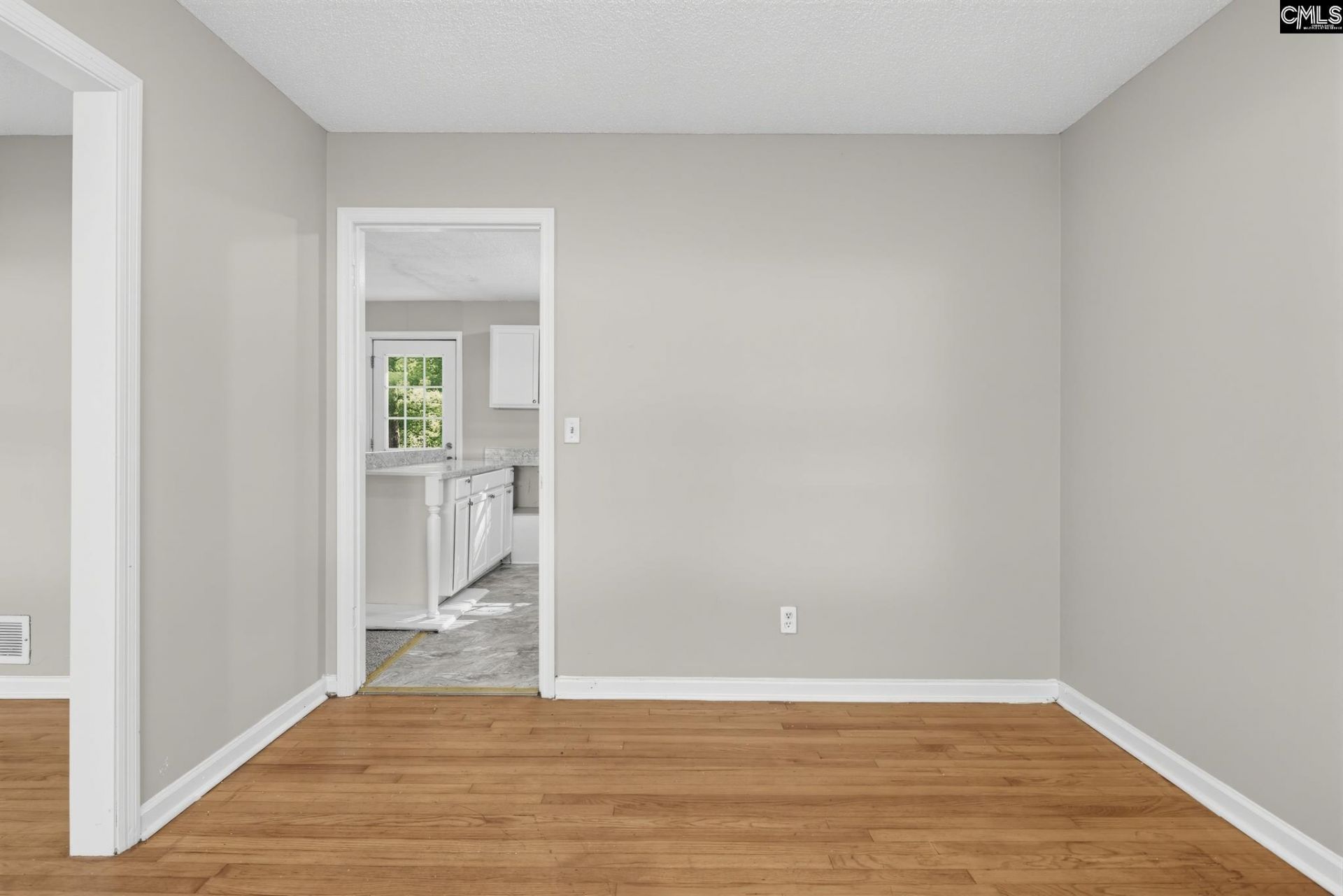 1824 Emerald Valley Road Photo 34