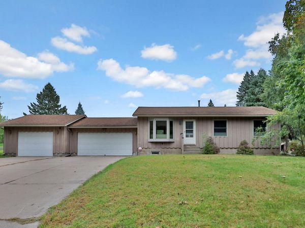 8741 Griggs Avenue, Circle Pines, MN 55014