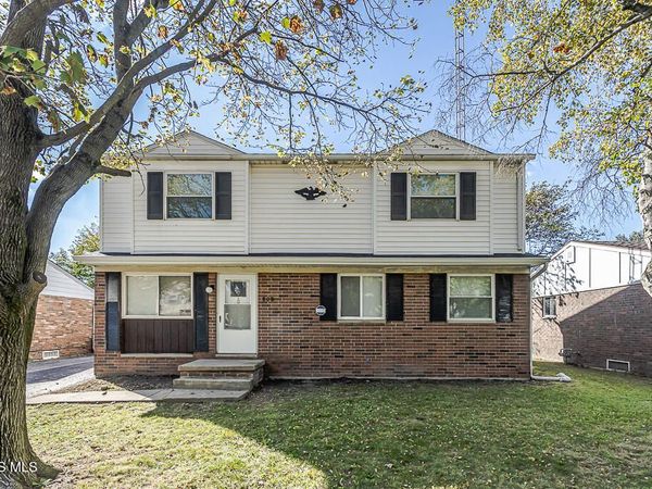 808 Butterfield Drive, Toledo, OH 43615