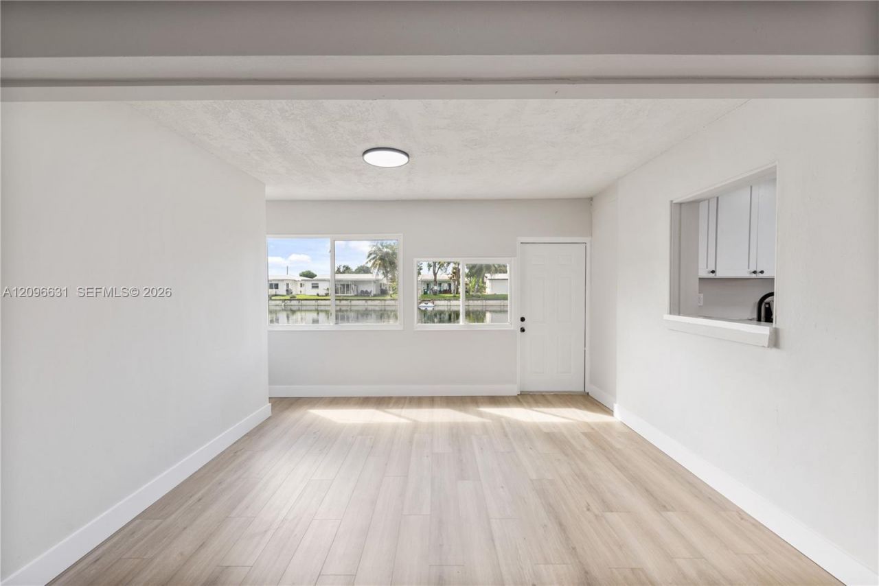 8300 NW 59th Street, Tamarac, FL 33321 Photo