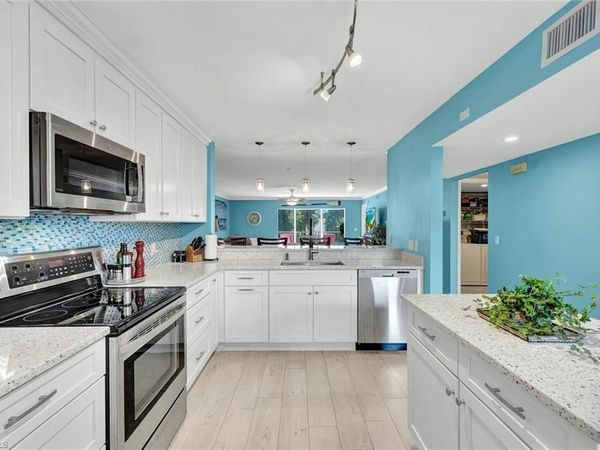 3072 Sandpiper Bay CIR , Unit M204, NAPLES, FL 34112