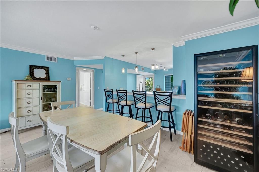 3072 Sandpiper Bay Cir , Unit M204, Naples, FL 34112 Photo