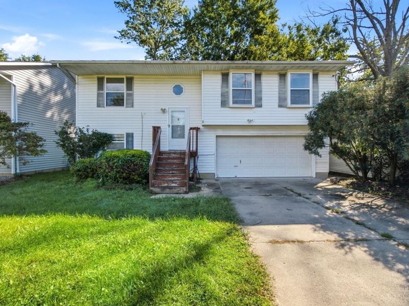 11968 Seventh Avenue, Sycamore Township, OH 45249 Photo 2