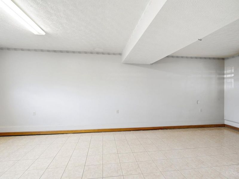 11968 Seventh Avenue, Sycamore Township, OH 45249 Photo 8