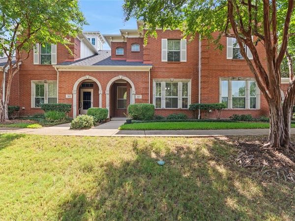 565 Legends Drive, Lewisville, TX 75057