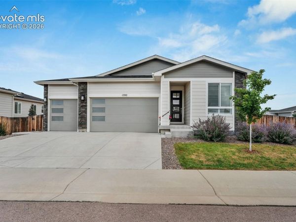 1592 Maggie Mae Lane, Castle Rock, CO 80104