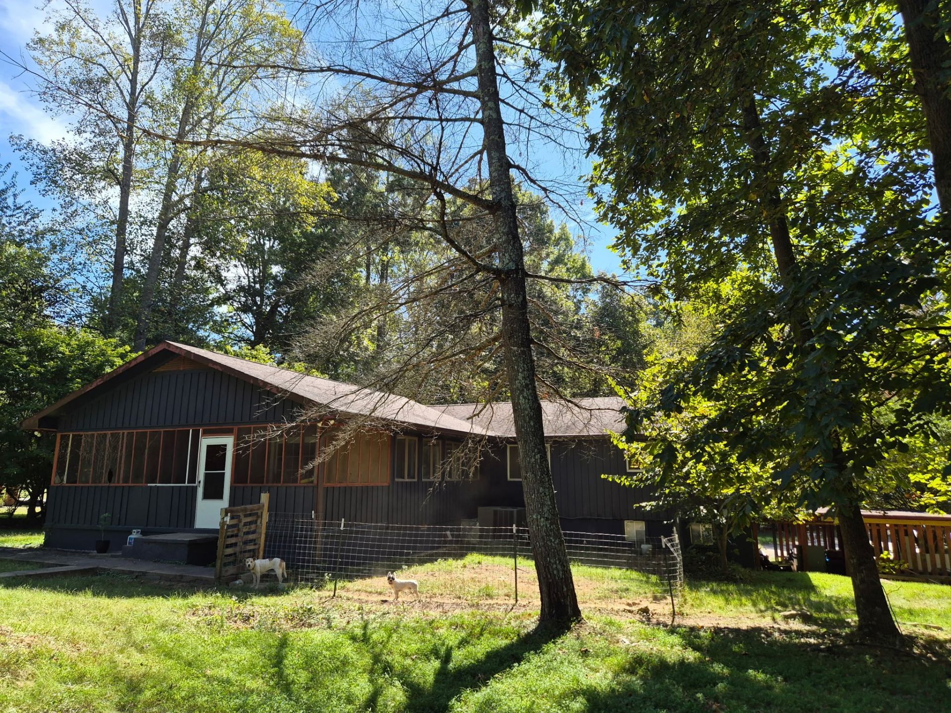 2470 Eastbrook Rd , Estill Springs, TN 37330 Main Photo