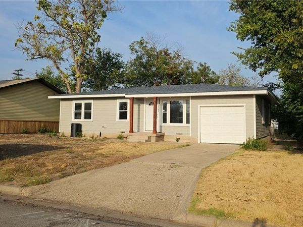 1702 S 49th Street , Temple, TX 76504