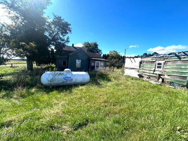 8309 Rosendale Road , Wayne, OH 43466