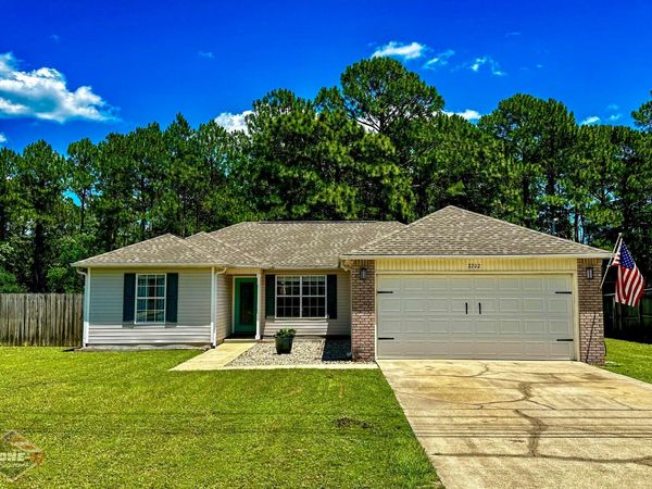 2202 Whispering Pines Boulevard, Navarre, FL 32566