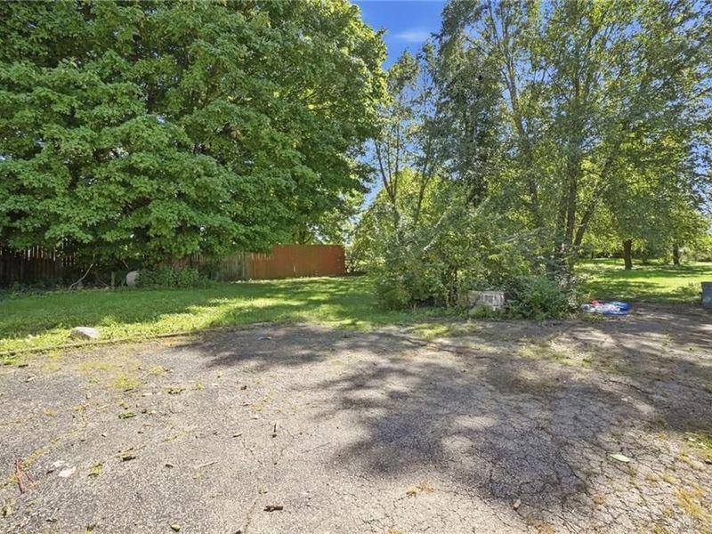 4525 E National Road, Springfield, OH 45505 Photo 27
