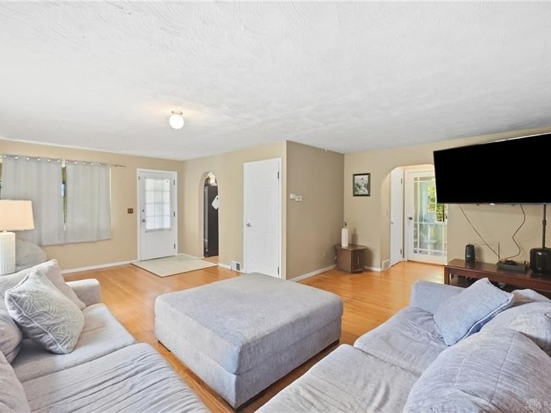 4525 E National Road, Springfield, OH 45505 Photo 4