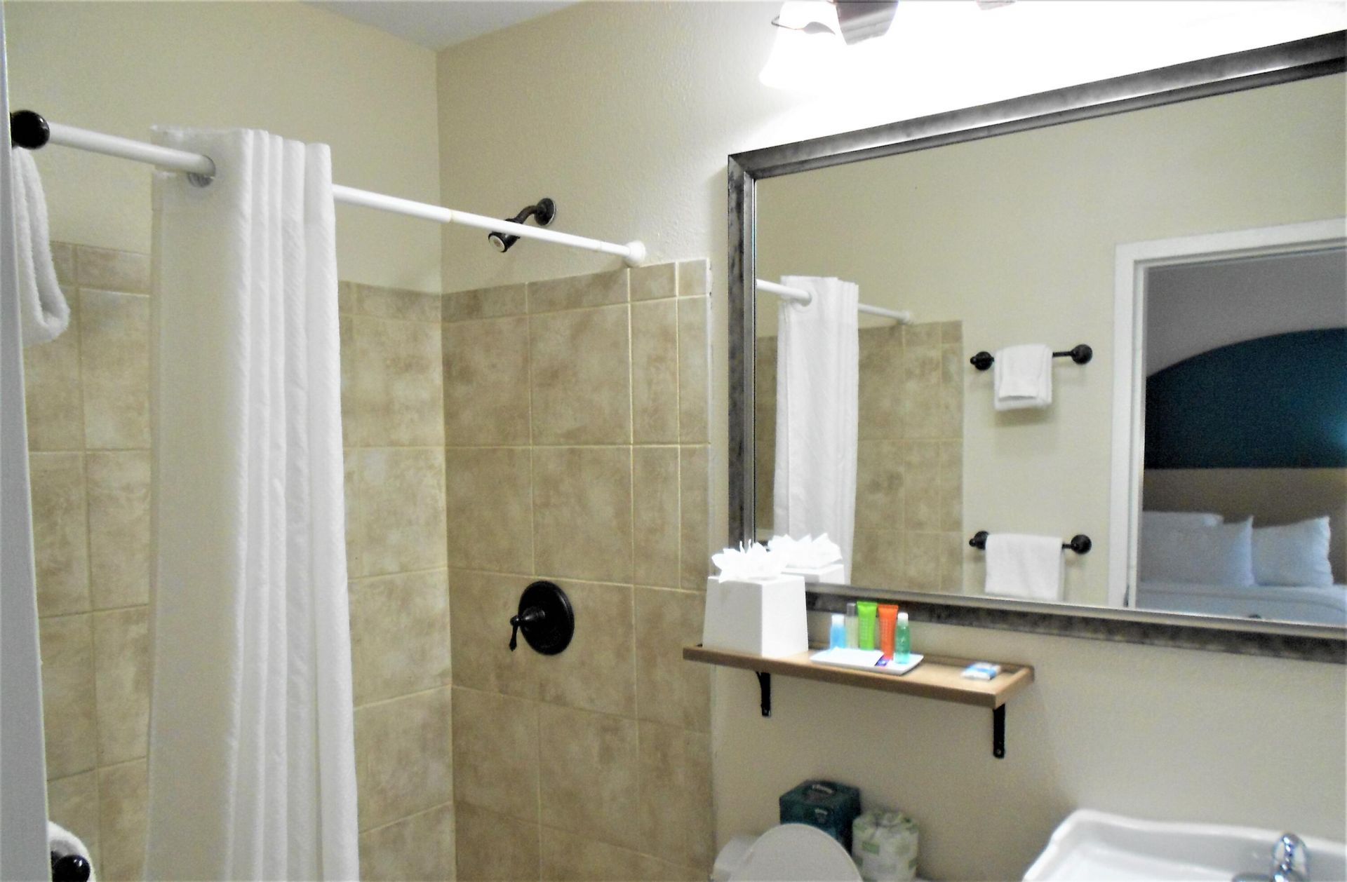 1004 Ocean Boulevard Photo 5